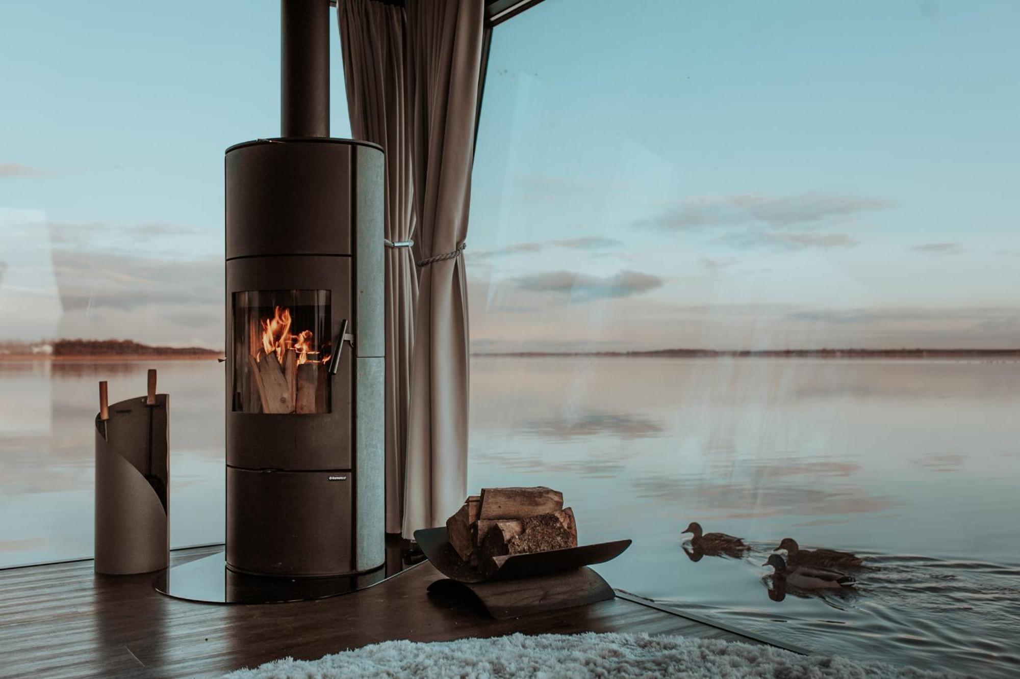 Grand Ht Houseboats - Domki Na Wodzie - Sauna, Jacuzzi, Kominek Mielno  Exteriör bild